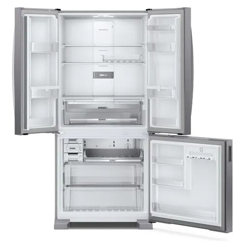 Interior da geladeira French Door Brastemp com as três portas abertas